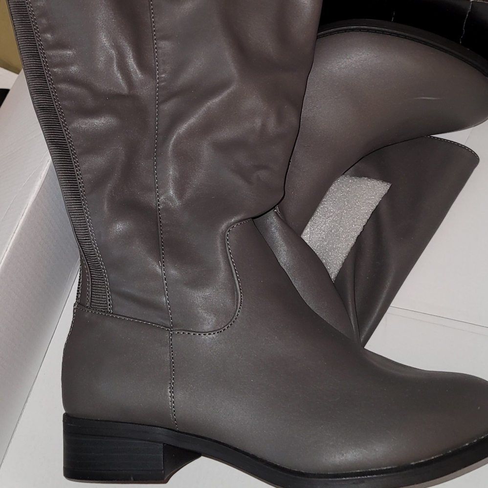 Women's boots